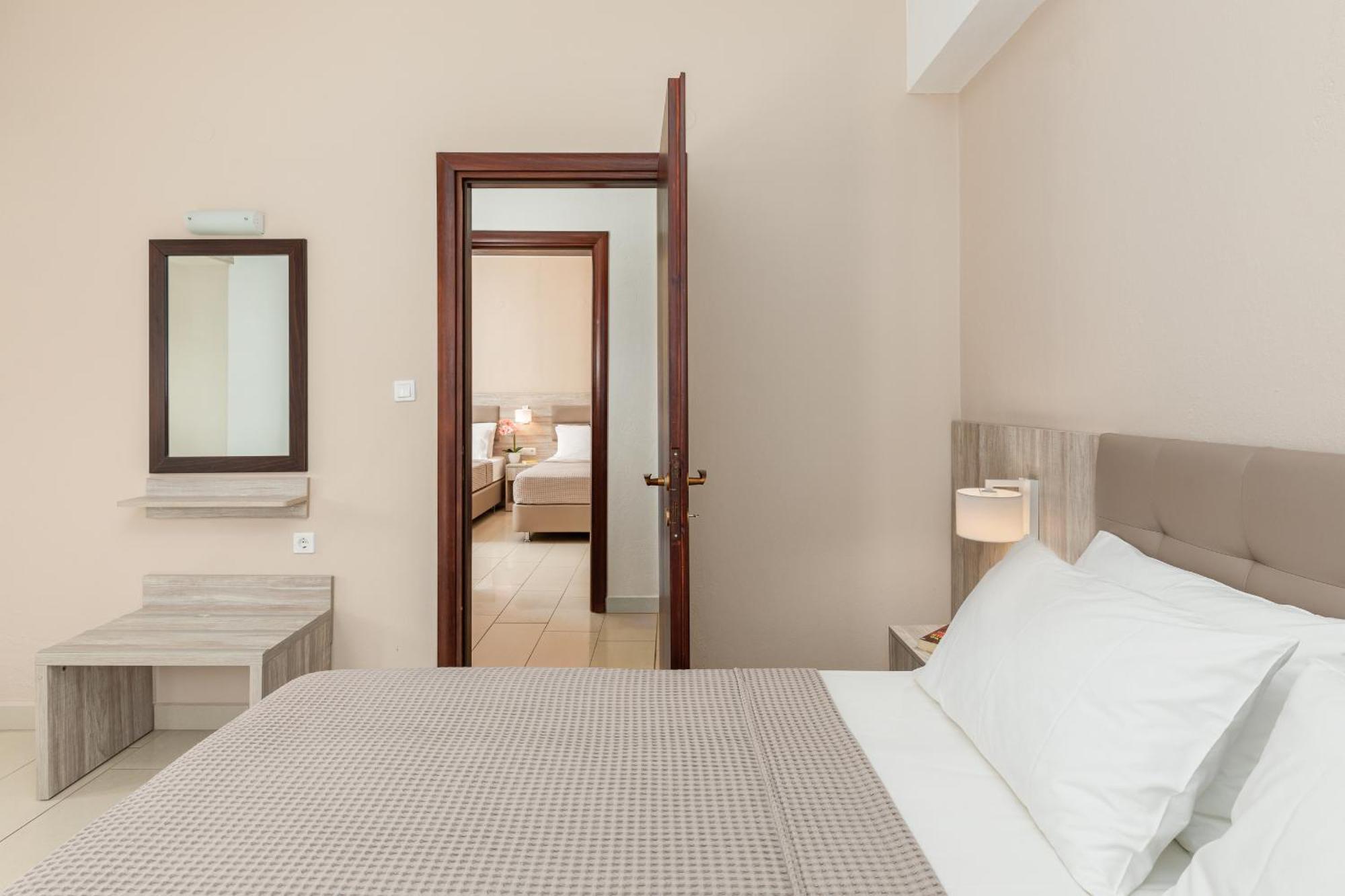 Hotel Grekas Néoi Póroi Ngoại thất bức ảnh