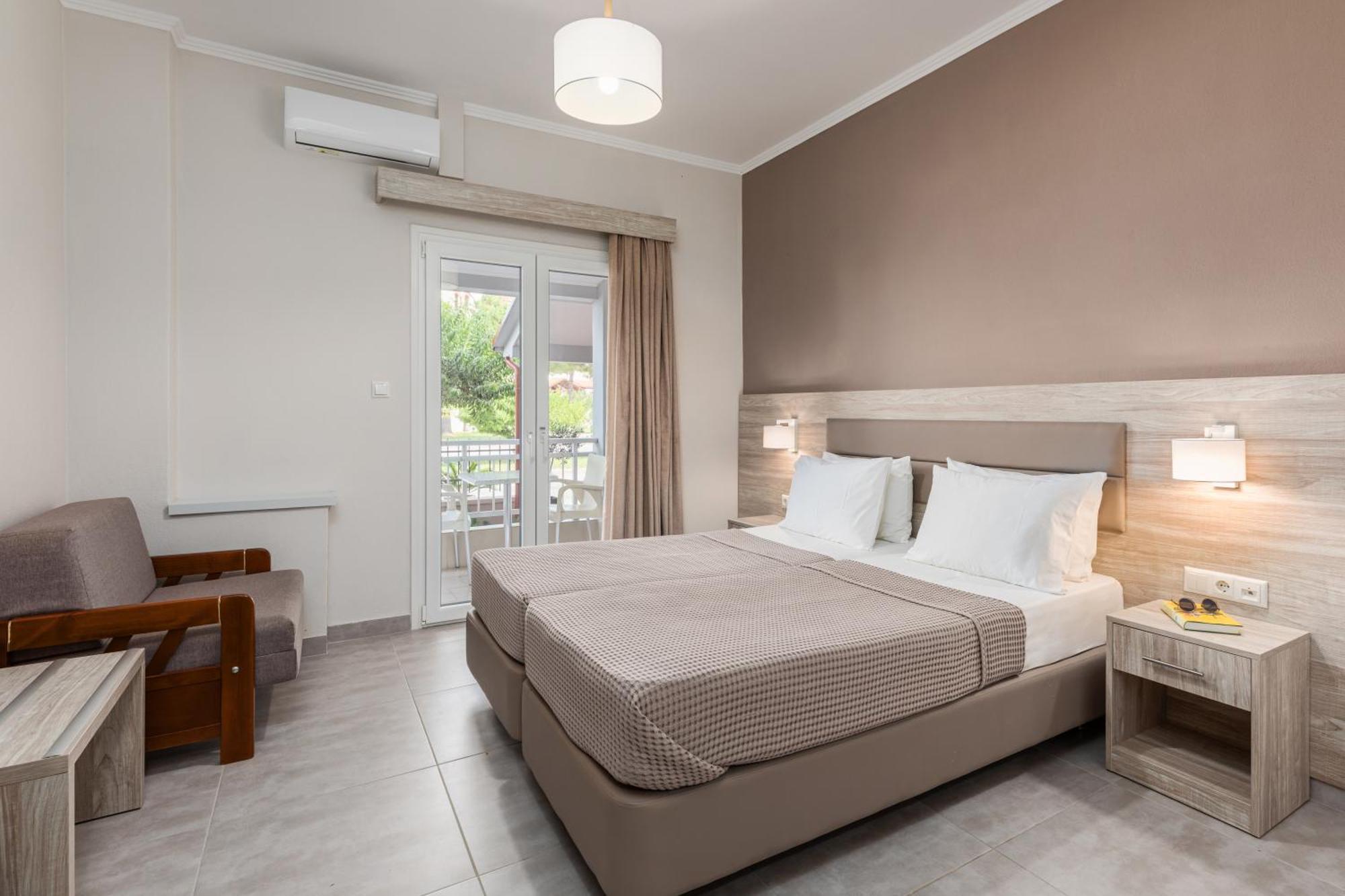 Hotel Grekas Néoi Póroi Ngoại thất bức ảnh