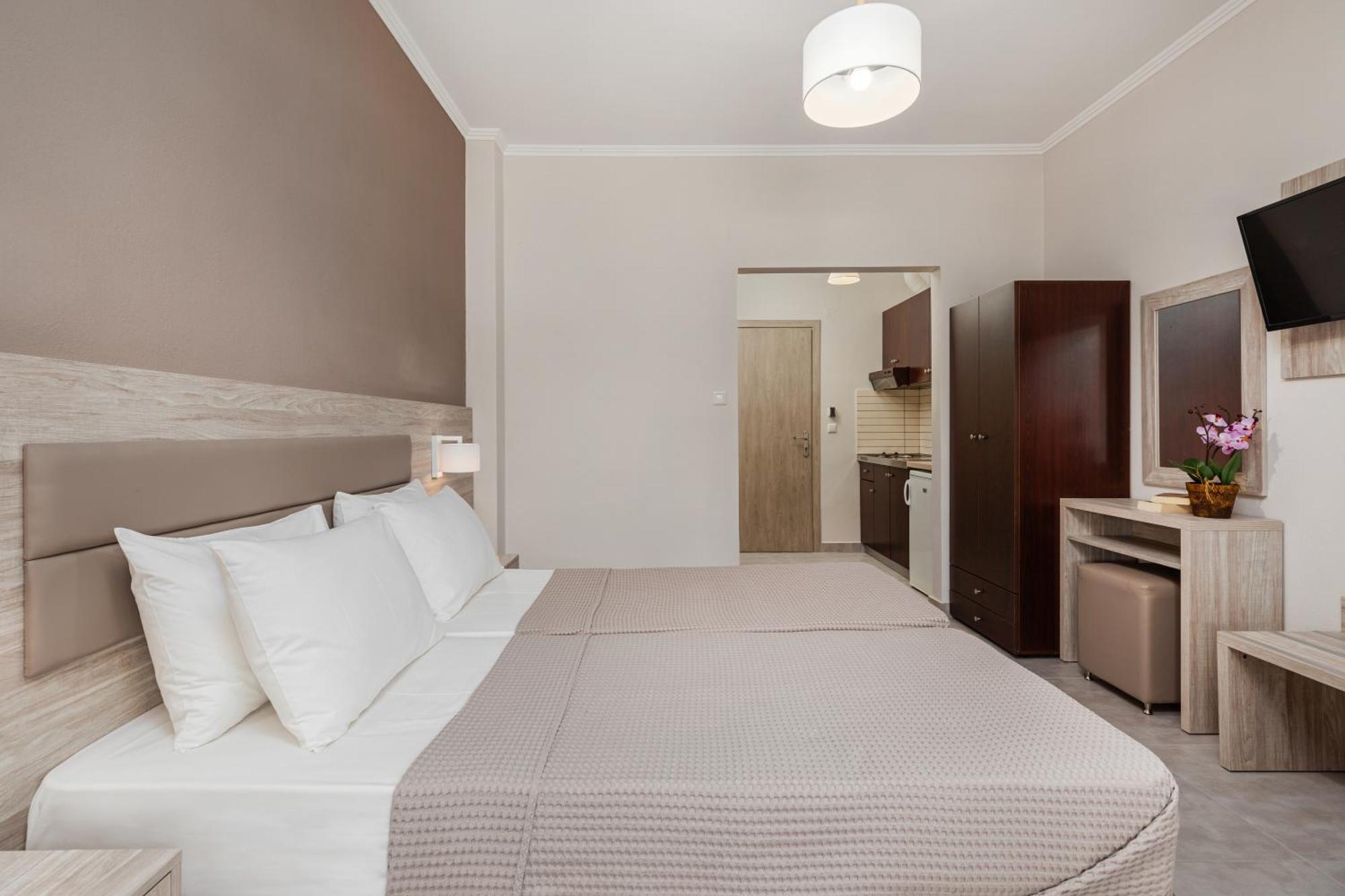 Hotel Grekas Néoi Póroi Ngoại thất bức ảnh