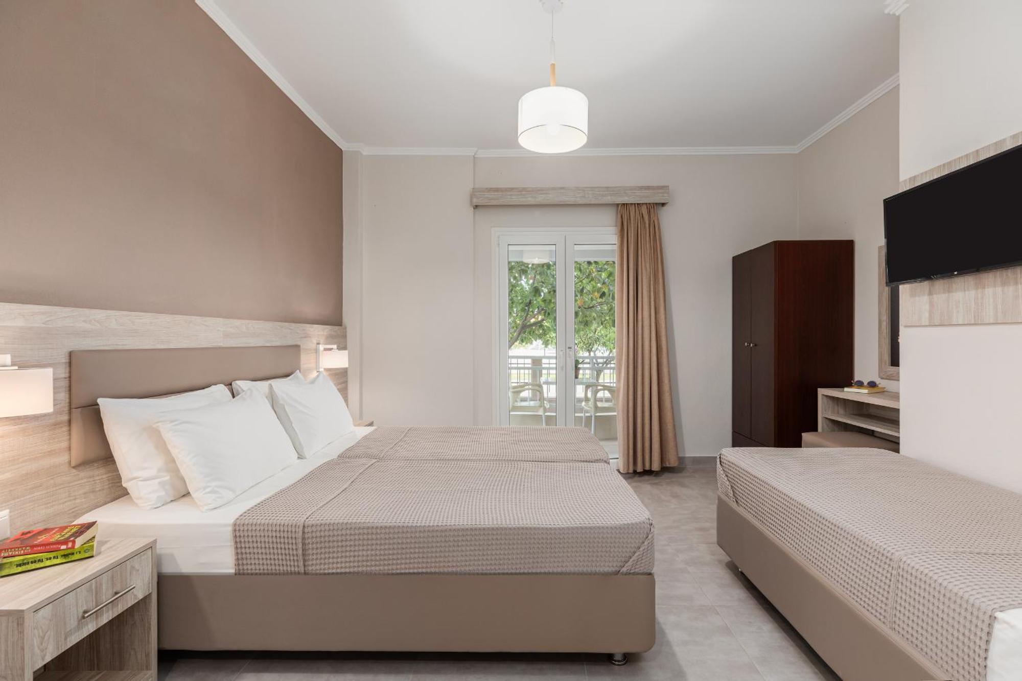 Hotel Grekas Néoi Póroi Ngoại thất bức ảnh