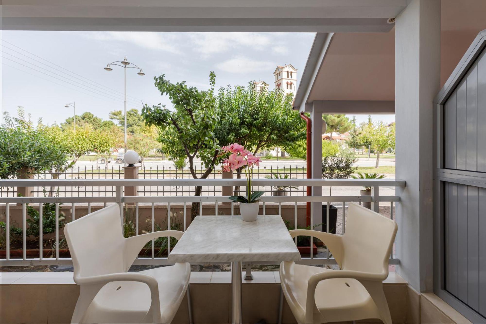 Hotel Grekas Néoi Póroi Ngoại thất bức ảnh