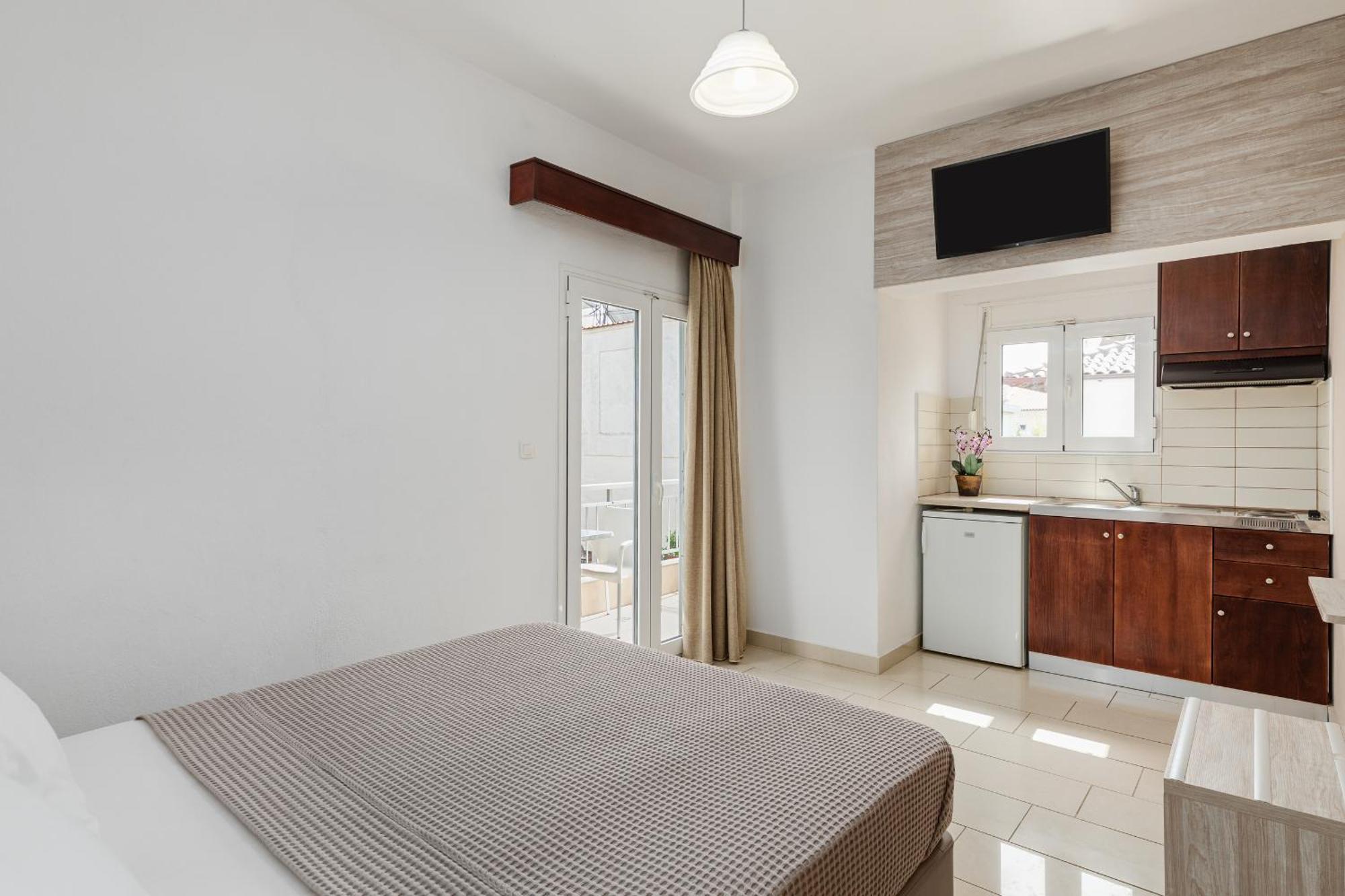 Hotel Grekas Néoi Póroi Ngoại thất bức ảnh
