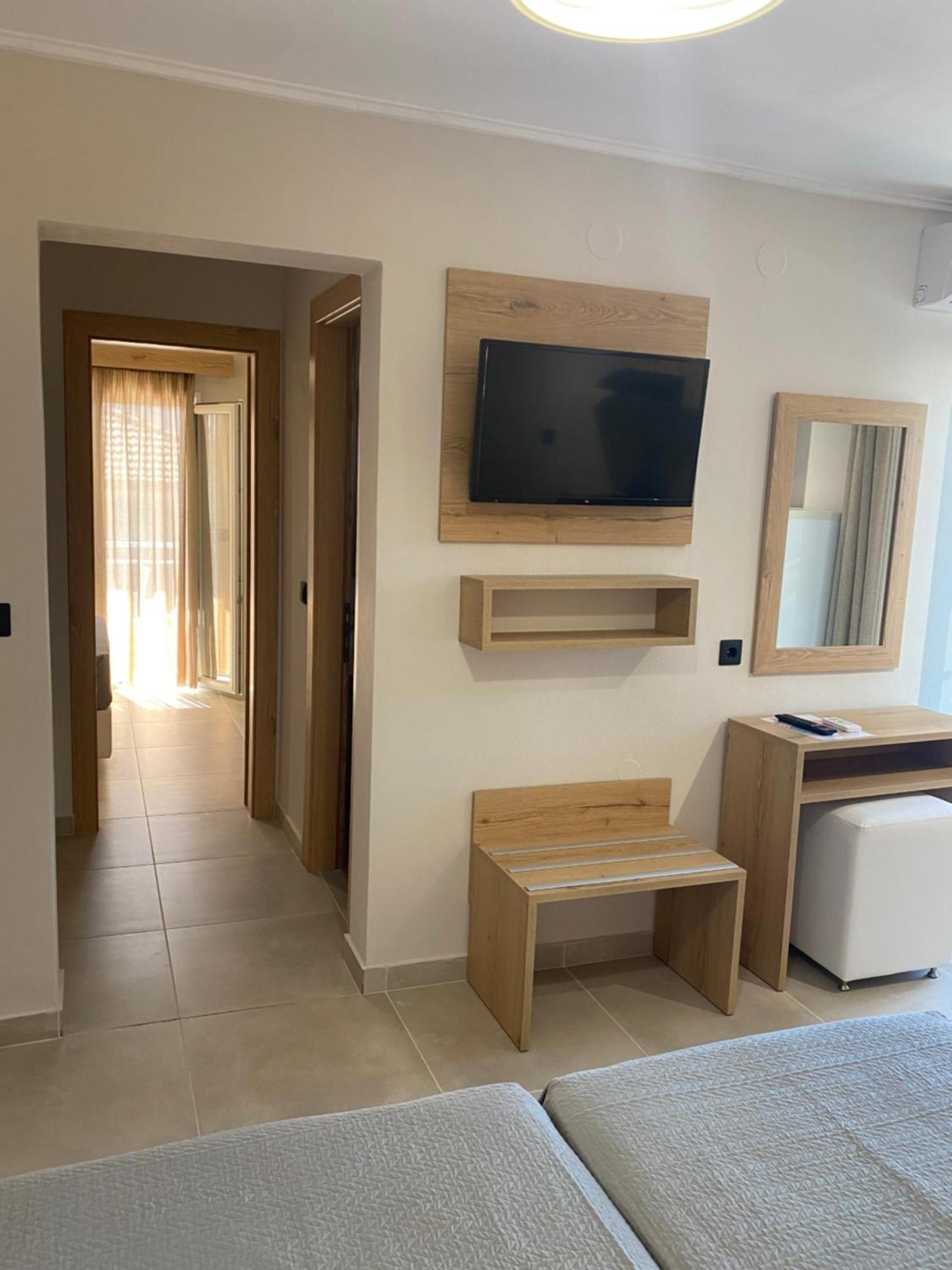 Hotel Grekas Néoi Póroi Ngoại thất bức ảnh
